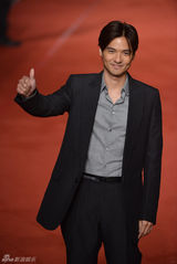 高清组图：第49届金马奖红毯星光闪耀