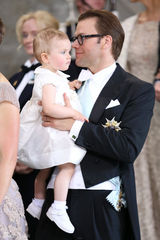 组图：欧洲最美公主下嫁银行家 全球王室盛宴