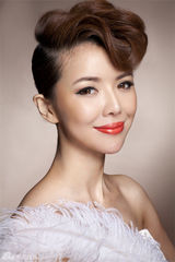 组图：冯绍峰班嘉佳华丽婚纱大片唯美浪漫