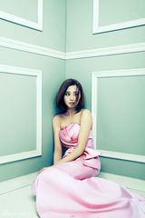 组图：甘露圣诞梦幻杂志大片犹若美人鱼