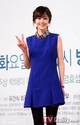 组图：张娜拉崔丹尼尔新剧《学校2013》发布