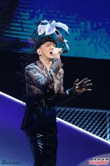 组图：黄耀明个唱何韵诗亲吻 林宥嘉变粉丝献唱