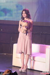 陈妍希开唱紧张怕出丑 潘玮柏扮古天乐整蛊(图)