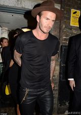 组图：贝嫂庆40岁生日小贝陪伴 辣妹马汀等齐贺