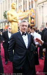 组图：老戏骨德尼罗亮相 再获男配提名