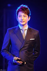 高清组图：朴施厚影迷见面会劲歌热舞 现场温馨互动