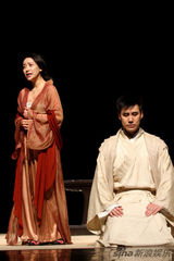 组图：邹静之话剧《我爱桃花》演出情景曝光