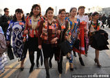 组图：2013全国两会“最炫民族风”