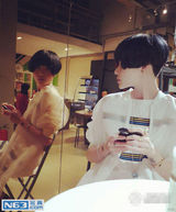 组图：高晓松88年嫩妻晒近照 帅气短发时尚有型