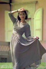 组图：网曝林青霞素颜街拍美照宛若少女