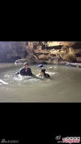 组图：陈妍希拍水下戏 曝陈晓【演员】因掉头套NG