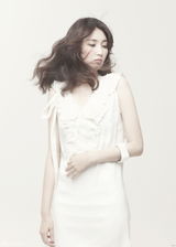 高清组图：韩组合屋顶月光时尚写真唯美浪漫