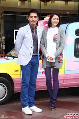 组图：蓝正龙新剧开播 为收视要求长泽雅美脱衣