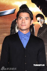 组图：郭富城拍打片保持身材 与舒淇默契如老夫老妻