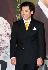 幻灯图：《黄金鱼》发布会 苏有珍等主演齐聚