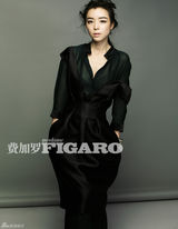 组图：张静初黑白色系大片演绎硬朗风情