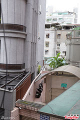 组图：知名设计师黄淑琦坠楼身亡 地点图曝光