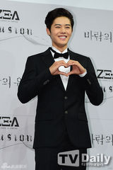 组图：帝国之子新专辑发布时隔2年整体回归