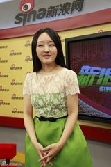 组图：杨钰莹甜美依旧否认逆生长 笑称性格很酷