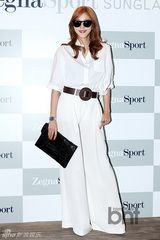 组图：孙丹菲金载沅等戴墨镜出席活动