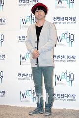 组图：韩星车承桓金艺芬举行婚礼众星祝贺