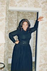 组图：《W》“年度表演”特刊 颁奖季红星聚会