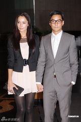 组图：杨千嬅丁子高大摆婚宴 众星盛装齐来祝贺