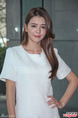 组图：炎亚纶新剧搭档李毓芬 被醉扑无生理反应