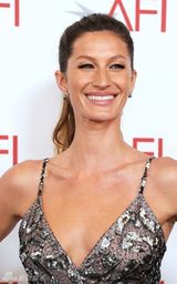 高清：摩根-弗里曼获终身成就奖 吉赛尔-邦辰道贺