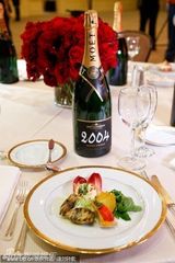 组图：金球奖菜式公布 巧克力球再亮相摆盘考究