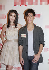 组图：李治廷出席代言活动 透露小时候顽皮成性