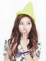 高清图：韩星金素恩大片表情百变俏丽清新