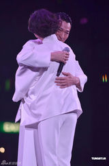 组图：刘嘉玲代老公支持刘德华 陈玉莲汪明荃助阵 