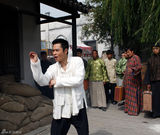 组图：《叶问》曝剧照 郑嘉颖展呆萌亲和十足