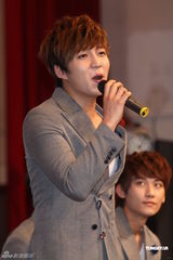 高清图：韩团U-KISS三度访台 演唱会晚间开唱