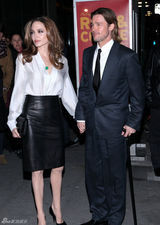 高清图：朱莉皮特情侣档亮相纽约影评人奖庆典