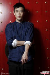 组图：杜汶泽获加藤鹰传秘技 肉搏女优不享受