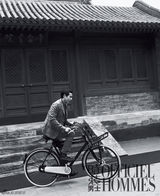 组图：彭于晏《时装男士》复古演绎经典绅士