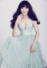 组图：王鸥复古写真浪漫柔美气质