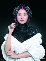 高清组图：王菲刘嘉玲舒淇入选香港美人展美态 