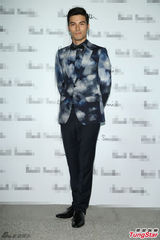 组图：蔡健雅凤小岳合作打造摇滚夜 展时尚品味