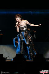 组图：邓紫棋曝林宥嘉支持个唱 害羞不谈