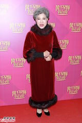 组图：TVB45周年台庆揭幕 小生花旦盛装亮相