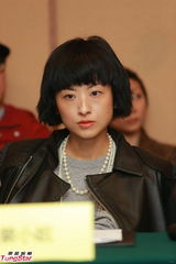 组图：迷幻饭局门群星清澄发布会 举报黄浩报假案