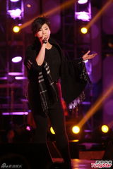 组图：王菀之参赛没想过拉票 肠胃不适急如厕