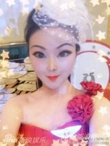 组图：《非诚》女神宋伊娜完爆锥子脸蛇女