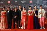 组图：施艳飞亮相上海电影节开幕红毯优雅端庄