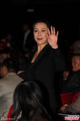 组图：刘嘉玲关之琳朝圣拉丁歌王 梁咏琪捧场