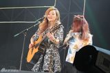 组图：蔡健雅杨乃文徐佳莹开唱 演绎三色浪漫