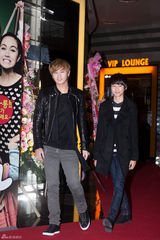 高清组图：韩星李多海韩彩英等助阵《爸爸》VIP首映